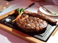炭火直扒澳洲西冷-Kathleen's Waitan 凯圣琳江景西餐厅(外滩店)