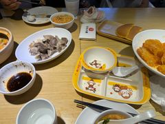 -关东小磨东北菜(上海长风大悦城店)