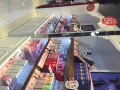 4inlook美目美佳隐形眼镜店(虹口龙之梦店)-4iNLOOK美瞳店(龙之梦购物中心虹口店)