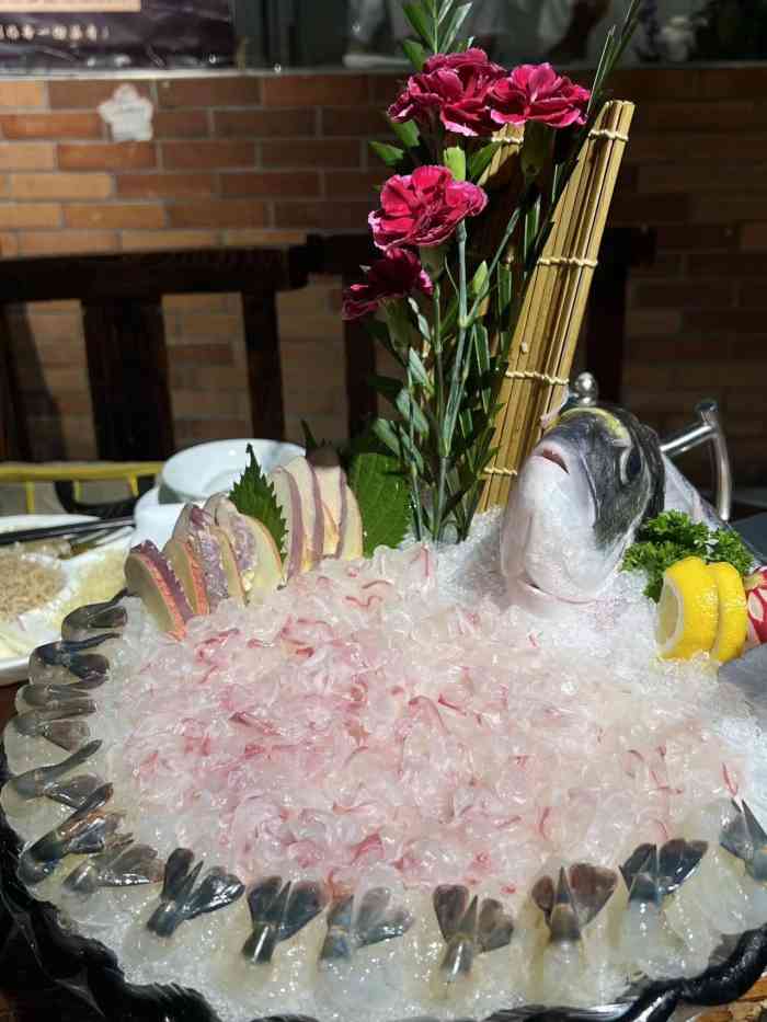 渔意如意·首创顺德金鲷鱼生-"夏日炎炎,想吃鱼生了.