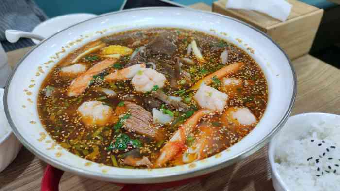 栗记思蜀冒菜(宁夏路店)-"朋友推荐来的店真的是很惊喜,以前路过很多.