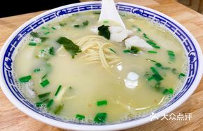 Zhen Dian Yellow Croaker Noodles