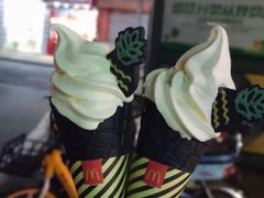 -麦当劳(杭州西湖银泰百货店)