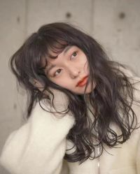 -变画·发型STUDIO