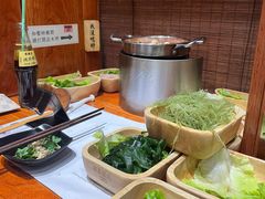 -独食火锅·半米屋台(直营总店)
