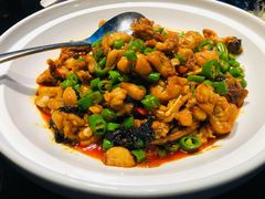 紫苏香辣牛蛙-凤凰湘语·海派湘菜(浦东旗舰店)