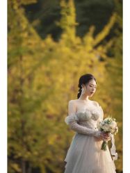点击看大图 -Renee芮亦婚纱