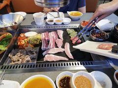 -香猪坊(远洋未来店)