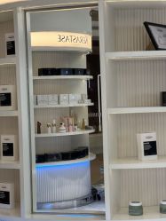 -PE SALON
