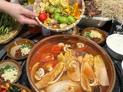 -阿山卓·野生菌火锅·纳西火塘烤肉