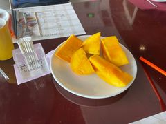 芒果-荣誉国际酒店-云顶旋转餐厅