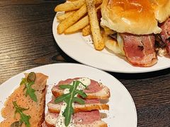 -瑞食酒馆 La Taverne Suisse