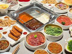 -海底捞火锅(宝龙广场夜宵主题店)