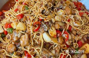 Frog and Instant Noodles Stir-fry
