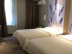 -麗枫酒店(西安大明宫龙首原地铁站店)