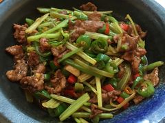 芹菜黄牛肉-思湘坊(科技园店)
