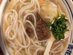 -鑫花溪牛肉米粉(文星广场店)