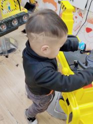 -童剪儿童理发(泛悦mall北都店)
