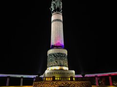 -人民防洪胜利纪念塔