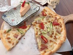 腌笃鲜披萨-THE PRESS(申报馆店)