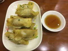 -小姜锅贴(凤凰街店)
