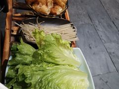 -乡土黄·鲜牛肉火锅·小龙虾(兴业街店)