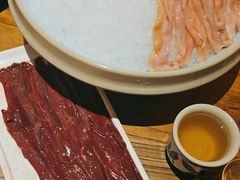 -旧街市鲜货老火锅(大光路店)