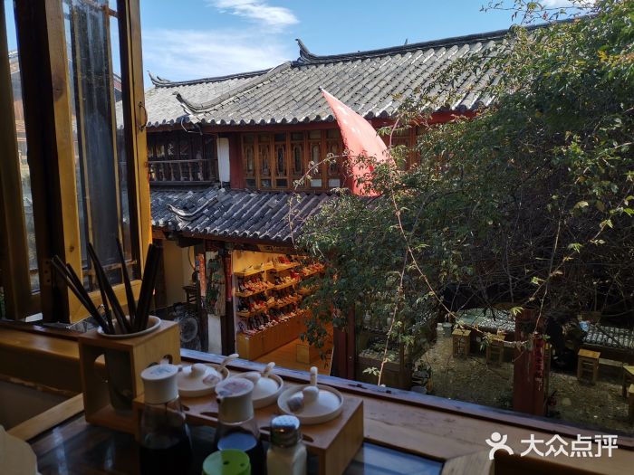 勺子米线·云南传统小吃市集(四方街店)景观位图片