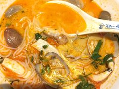 -美奈小馆·越南料理(中航城君尚购物中心店)