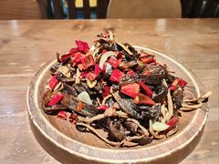 -隔壁老王·家常云南菜(皇冠店)