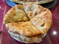 -周老三跷脚牛肉·全牛火锅(非遗传承店)