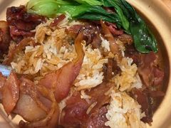 -煲仔皇腊味煲仔饭(经四万达店)