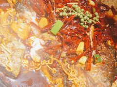 -吞鱼兽麻辣烤鱼(万达店)