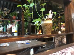 -六福酒馆(秦隆步行街店)