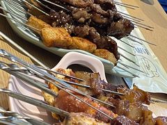 -街角等你.大连海鲜烧烤.经典铁板海鲜串(西安路店)