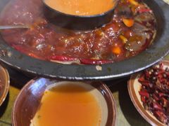-黄潇洒老火锅(九眼桥宏济巷店)