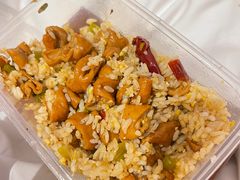 -老头爱马仕酸豇豆炒饭(丰富路店)