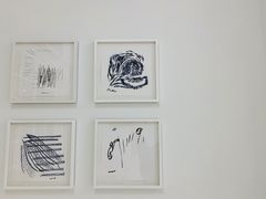 -胶囊画廊