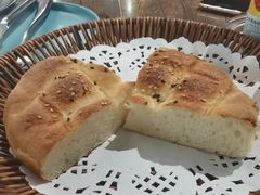 面包-Mevlana梅夫娜土耳其餐厅·清真