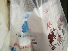 可可牛奶-水丰路鸡蛋饼