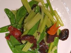 -八府香鸭·啫啫煲(华山路店)