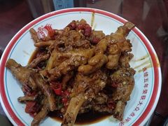 -堂瓦里·33年传统赣菜(第一街区店)