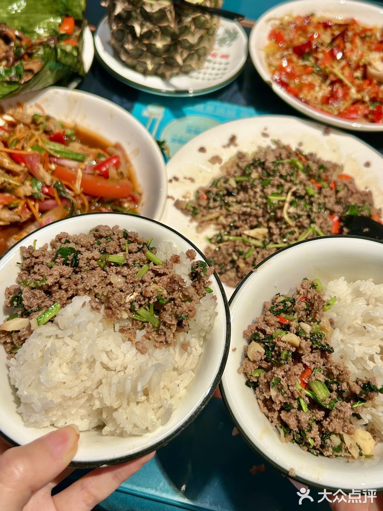 感谢本地朋友带路🥹吃到了好吃的傣味餐厅！！