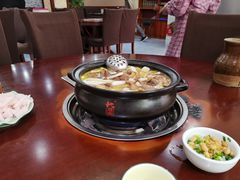 -菌之家·专业纯野生菌火锅·特色炒菌