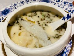雪菜黄鱼馄饨汤-Yan Ting 宴庭中餐厅(上海静安瑞吉酒店)