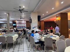 -鹏城人家海鲜酒家·23年老字号(较场尾店)