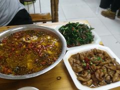 -黑皮酸菜鱼(三山街店)