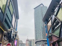 -八一路好吃街(雨田商务大厦店)