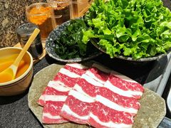 招牌一尺牛肉-石煎故事健康烤肉
