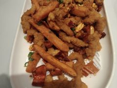 -巴特餐饮6加1音乐餐吧·新疆菜